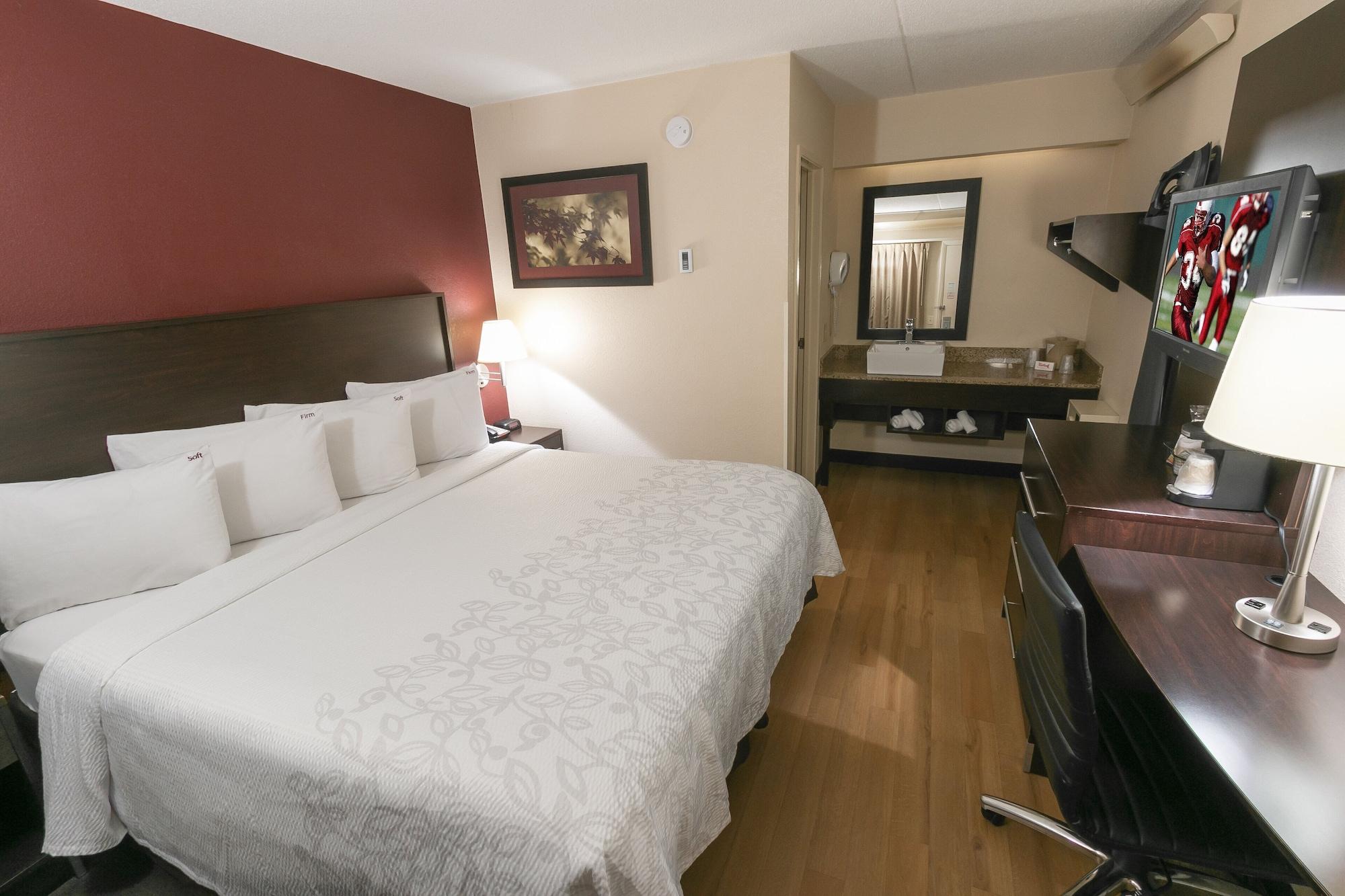 Red Roof Inn Plus+ Wilmington - Newark Christiana Exterior foto